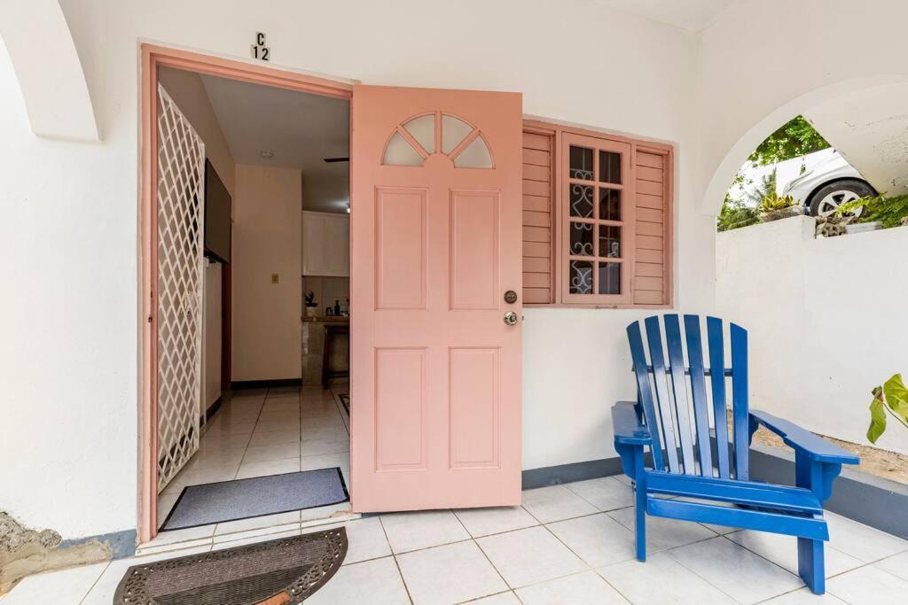 Shaw Park Gem Daire Ocho Rios Dış mekan fotoğraf