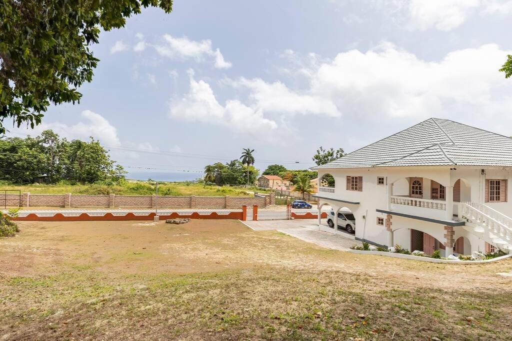 Shaw Park Gem Daire Ocho Rios Dış mekan fotoğraf